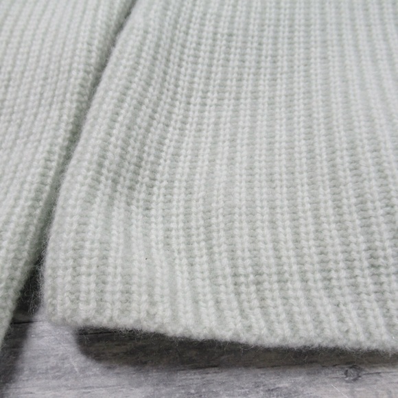 VINCE Mint Cashmere Shaker Rib Pullover Crewneck Sweater Women’s Size Medium - Picture 13 of 13